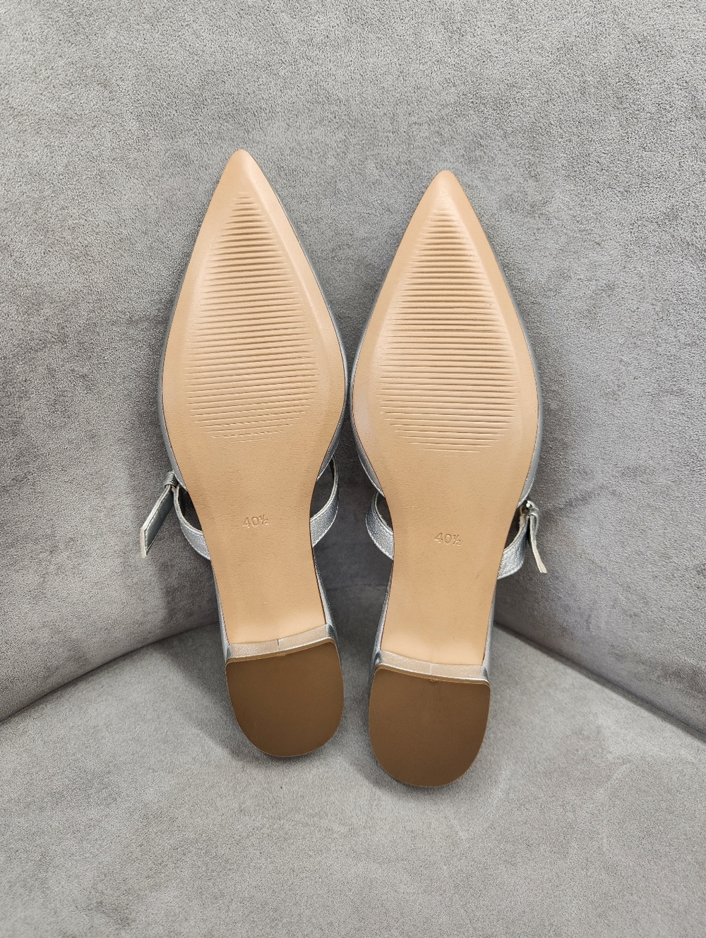 Bruno Magli Flat Mules 10.5 Silver Leather Pia Pointed Toe Made Italy New $395 - Picture 14 of 15